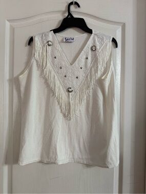 Vtg Sassa Western Fringe Medallion Sleeveless Top M. JN-98